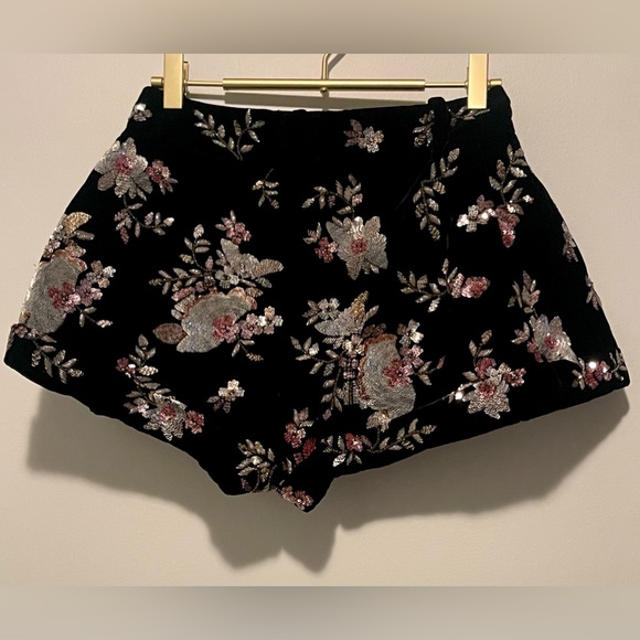 Saint Laurent Embellished Shorts - Picture 5 of 7